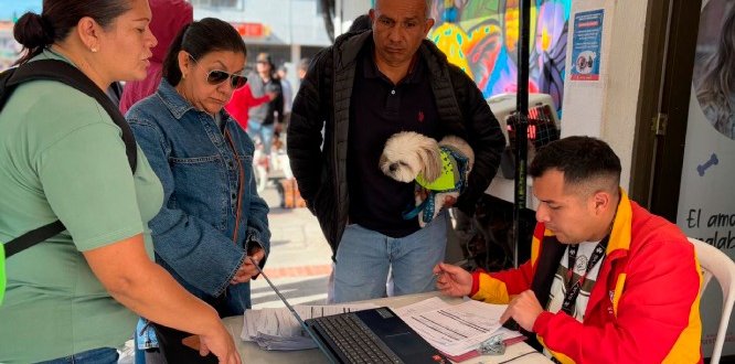 Primera brigada médico-veterinaria en Puente Aranda